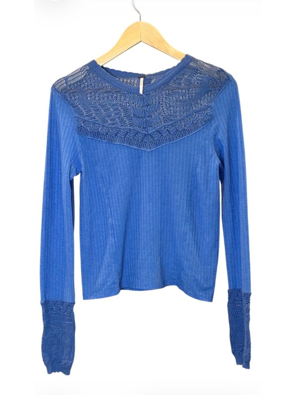 Free People Calendula Crochet Sweater Women's S NWT Blue Scalloped Long Sleeve